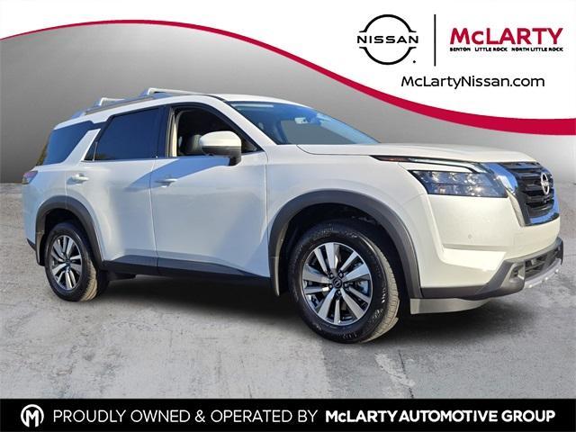 new 2025 Nissan Pathfinder car, priced at $37,930