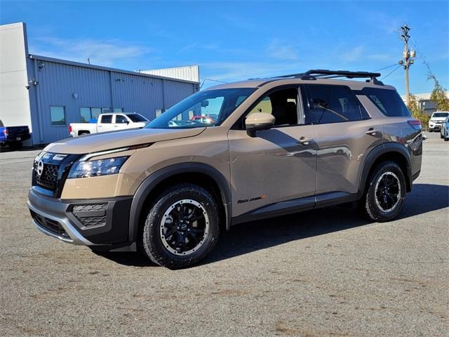 new 2025 Nissan Pathfinder car, priced at $44,575