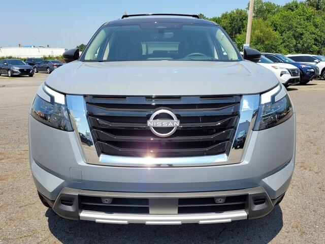 new 2025 Nissan Pathfinder car, priced at $49,300