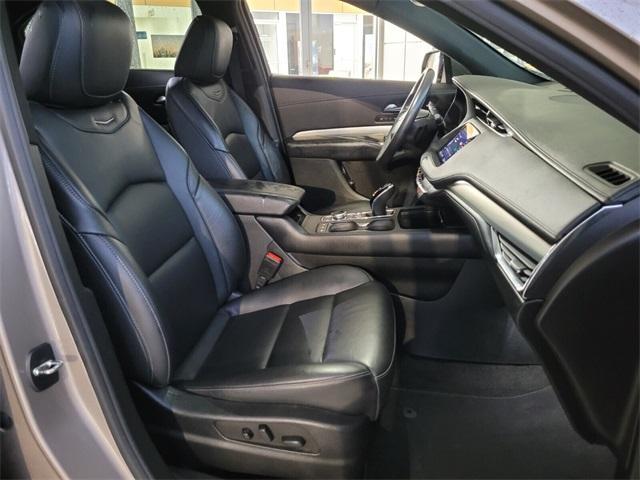 used 2023 Cadillac XT4 car, priced at $22,450