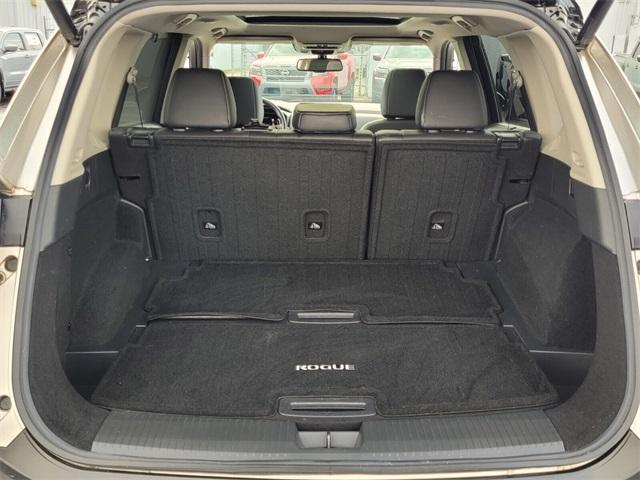 used 2021 Nissan Rogue car, priced at $23,590