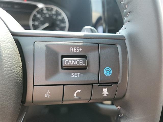 new 2025 Nissan Pathfinder car, priced at $33,375