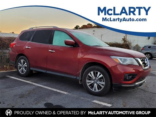 used 2018 Nissan Pathfinder car, priced at $14,000