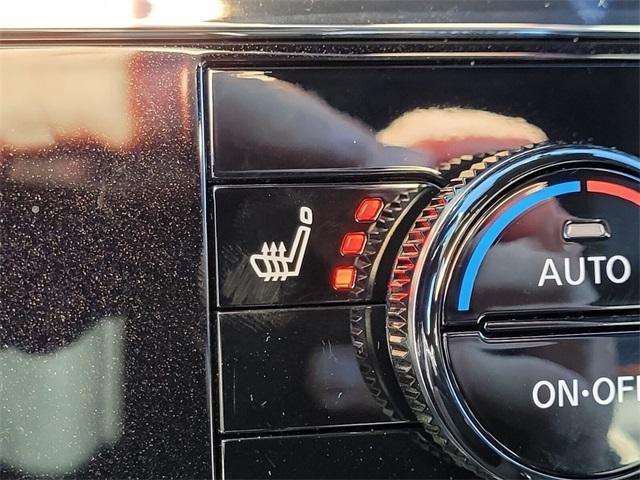 new 2025 Nissan Pathfinder car, priced at $38,582