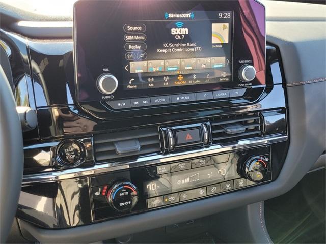 new 2025 Nissan Pathfinder car, priced at $38,582