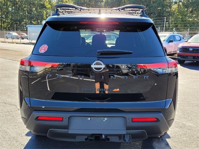 new 2025 Nissan Pathfinder car, priced at $38,582