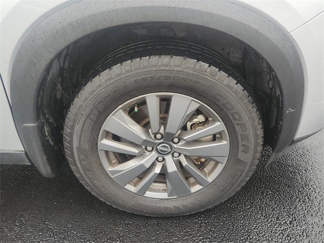 used 2022 Nissan Pathfinder car, priced at $25,995