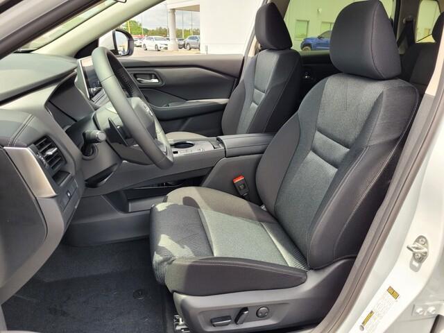 new 2025 Nissan Rogue car, priced at $30,601