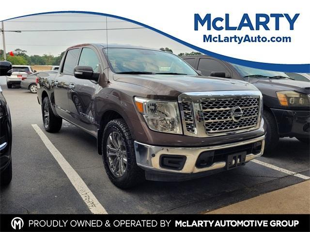 used 2019 Nissan Titan car