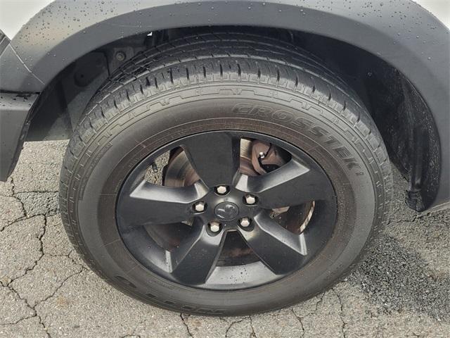 used 2019 Ram 1500 Classic car, priced at $19,500