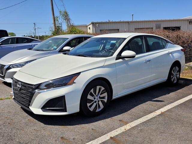 used 2023 Nissan Altima car, priced at $19,550