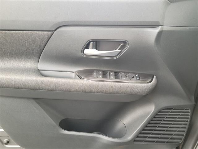 new 2026 Nissan Kicks car, priced at $23,998