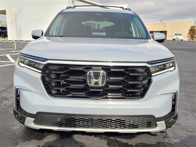 used 2024 Honda Pilot car, priced at $39,985