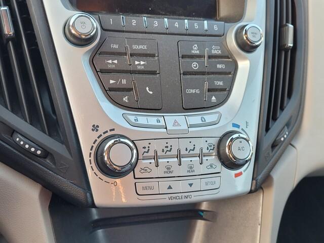 used 2015 Chevrolet Equinox car, priced at $11,000