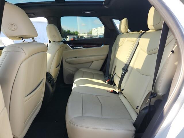 used 2019 Cadillac XT5 car, priced at $18,500