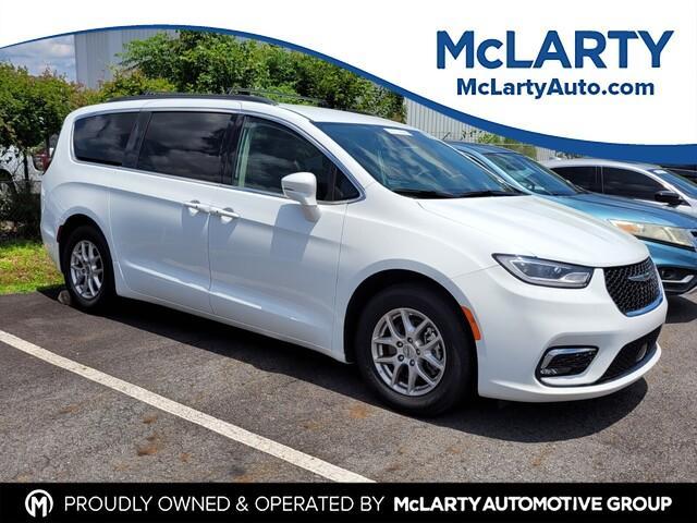 used 2022 Chrysler Pacifica car, priced at $20,850