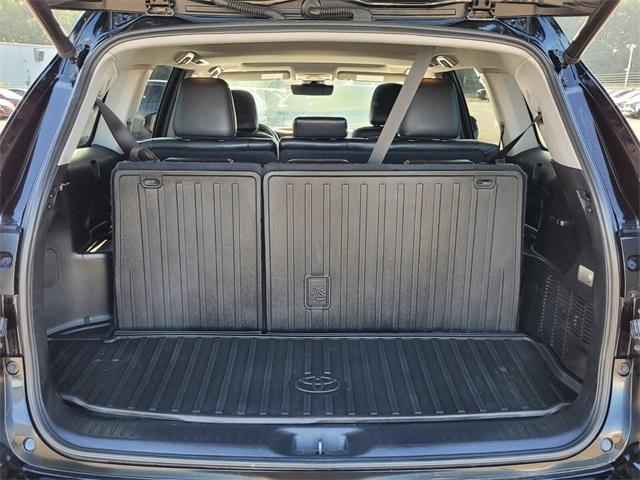 used 2019 Toyota Highlander car, priced at $22,700