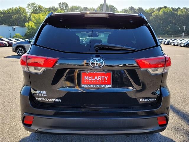 used 2019 Toyota Highlander car, priced at $22,700