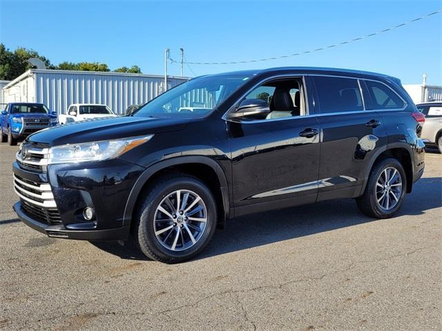 used 2019 Toyota Highlander car, priced at $22,700