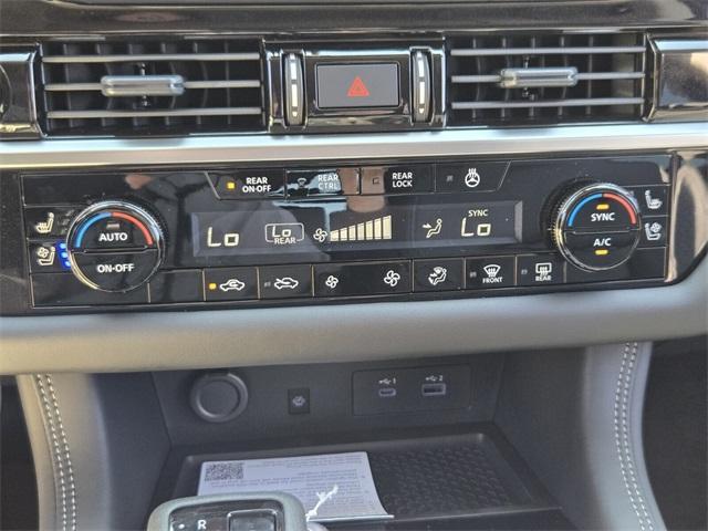 new 2025 Nissan Pathfinder car, priced at $50,556