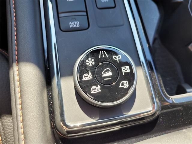 new 2025 Nissan Pathfinder car, priced at $37,952