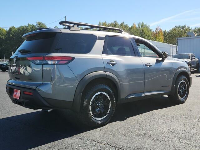 new 2025 Nissan Pathfinder car, priced at $37,961