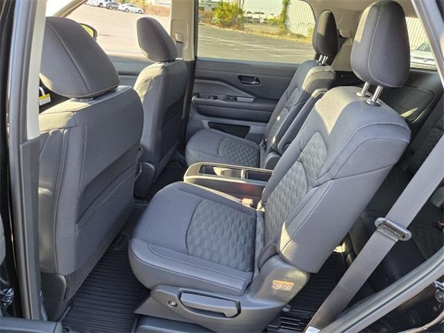 new 2025 Nissan Pathfinder car, priced at $37,076