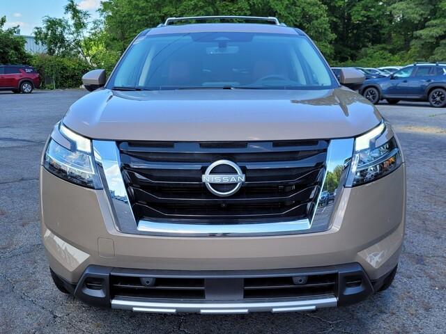 new 2024 Nissan Pathfinder car, priced at $46,285
