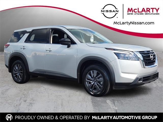 new 2025 Nissan Pathfinder car, priced at $32,081