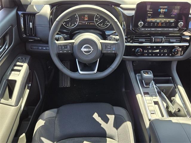 new 2025 Nissan Pathfinder car, priced at $41,094