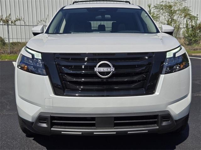 new 2025 Nissan Pathfinder car, priced at $41,094