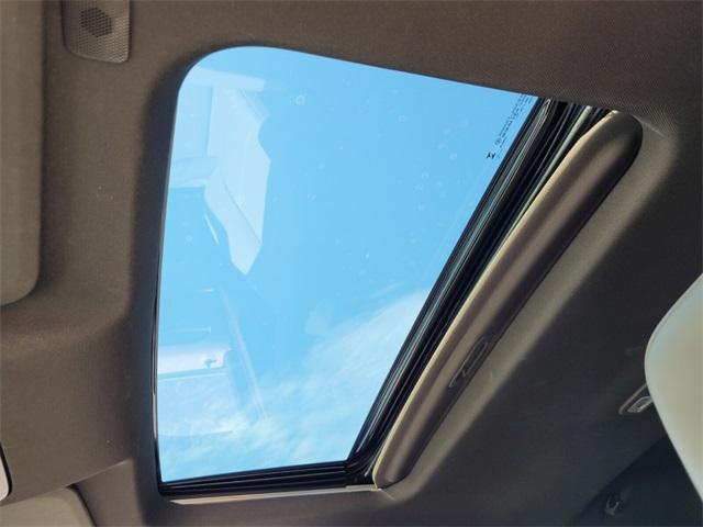 used 2023 GMC Sierra 1500 car, priced at $43,885