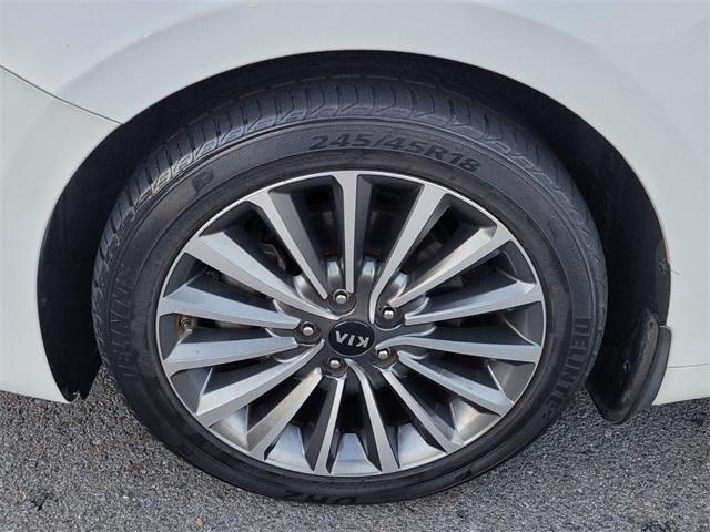 used 2018 Kia Cadenza car, priced at $14,700