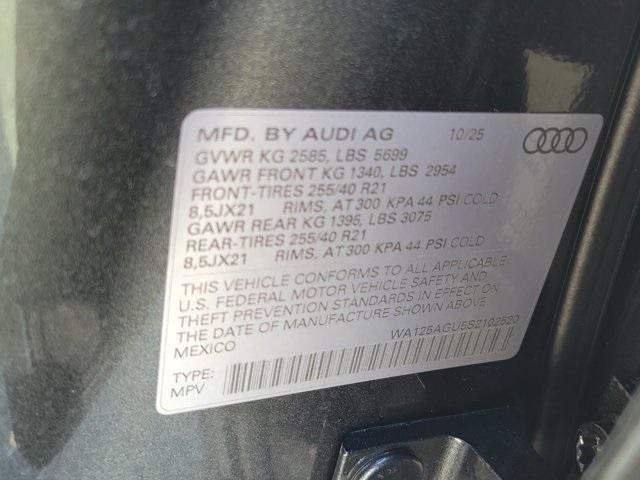 new 2025 Audi SQ5 car