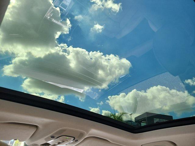 new 2026 Audi Q7 car, priced at $85,695