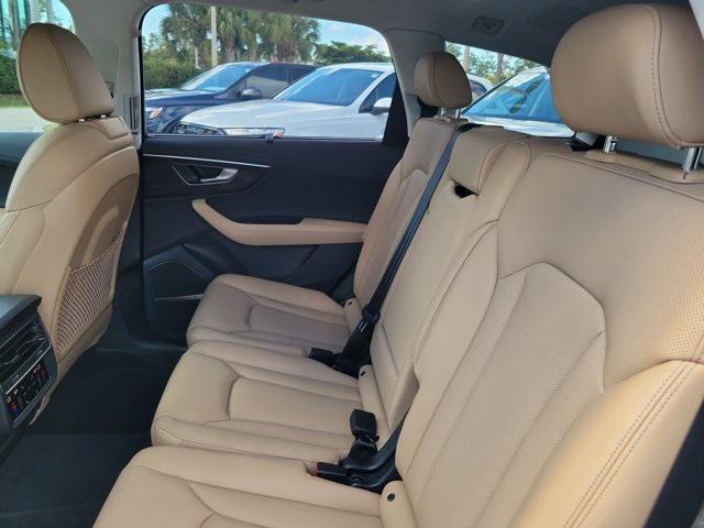 new 2026 Audi Q7 car, priced at $85,695