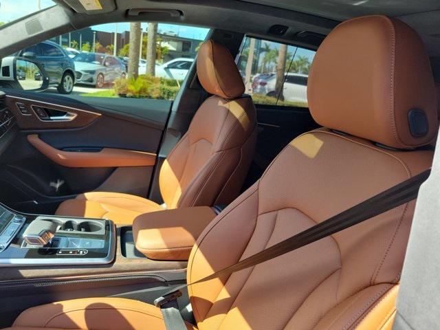 new 2025 Audi Q8 car, priced at $94,415