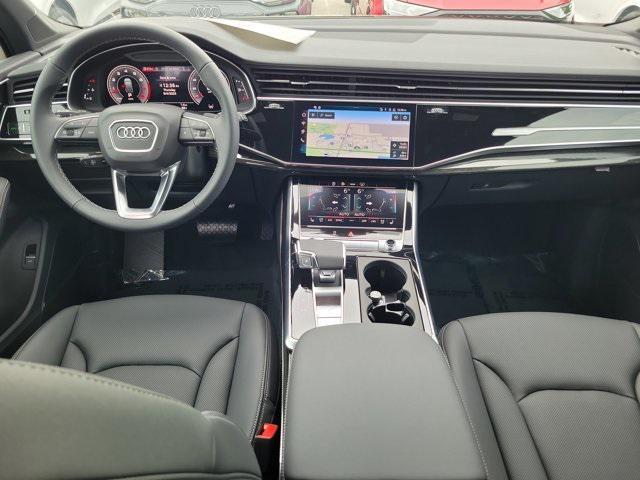 new 2025 Audi Q7 car, priced at $75,965