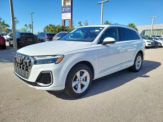 used 2025 Audi Q7 car, priced at $55,995