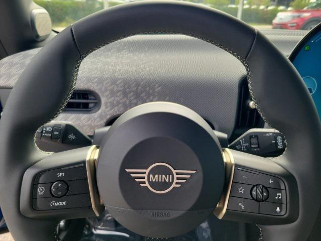 used 2025 MINI Hardtop car, priced at $29,995