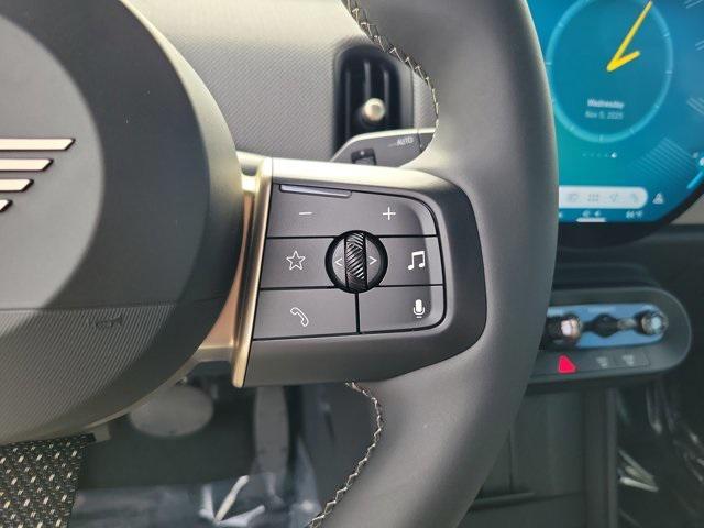 used 2025 MINI Hardtop car, priced at $29,995