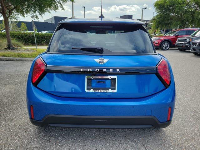 used 2025 MINI Hardtop car, priced at $29,995