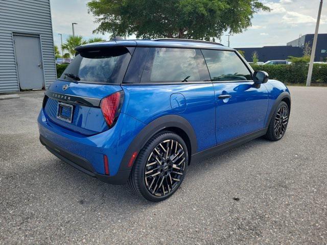 used 2025 MINI Hardtop car, priced at $29,995