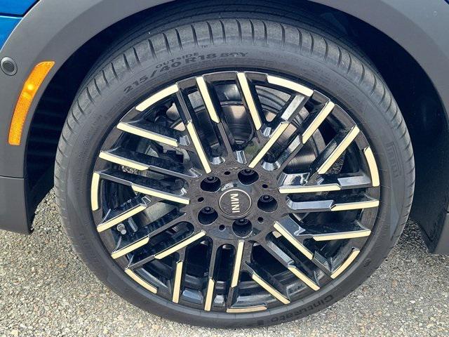 used 2025 MINI Hardtop car, priced at $29,995