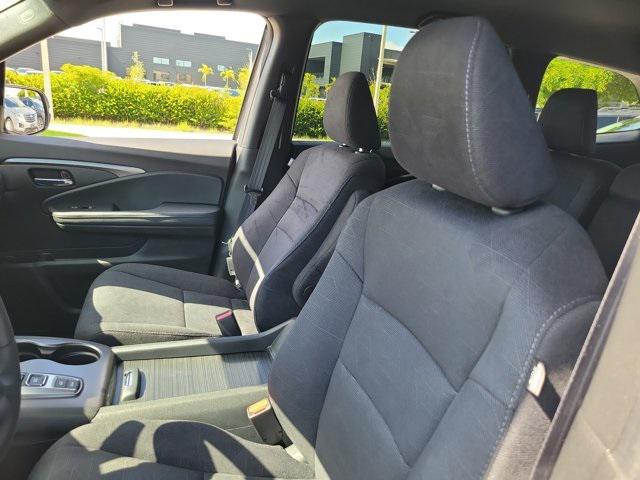 used 2022 Honda Pilot car, priced at $27,495