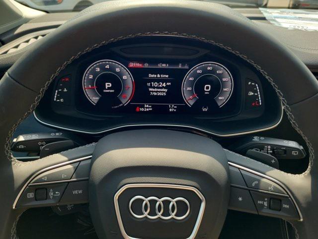 new 2025 Audi Q7 car, priced at $76,205