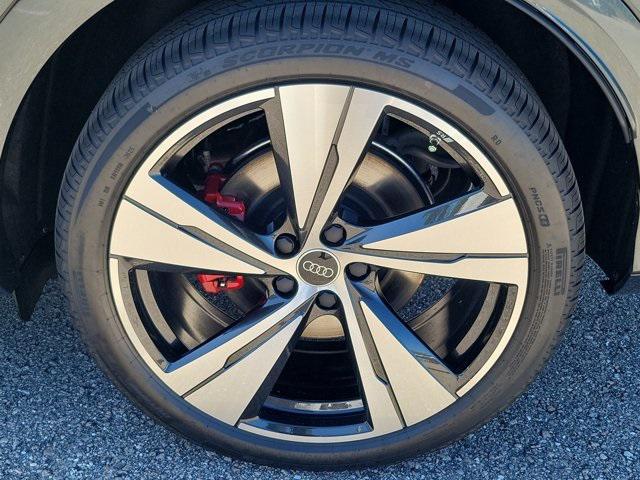 new 2025 Audi SQ5 car, priced at $75,005