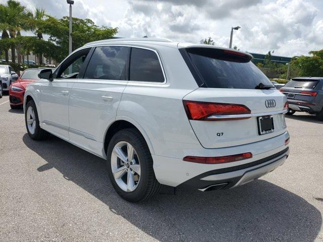 new 2025 Audi Q7 car, priced at $64,650