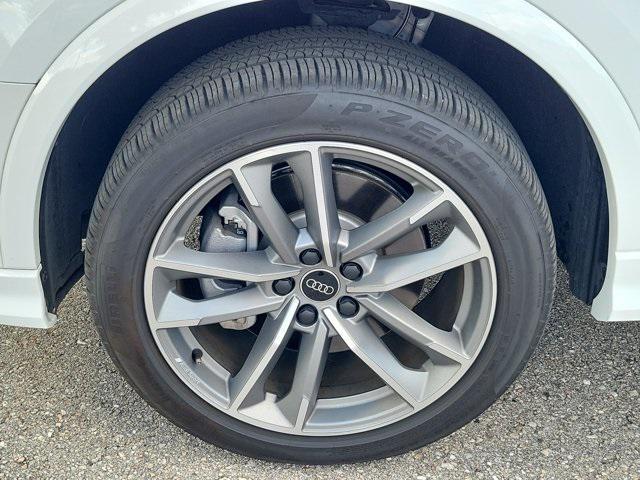 used 2025 Audi Q3 car, priced at $37,995