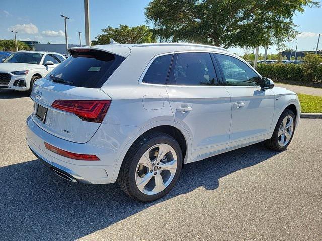 new 2025 Audi Q5 car, priced at $60,425